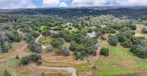 4860 Silk Tree Ln, Cool, CA 95614 Photo