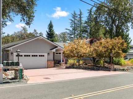 17993 Jayhawk Dr, Penn Valley, CA 95946 Photo