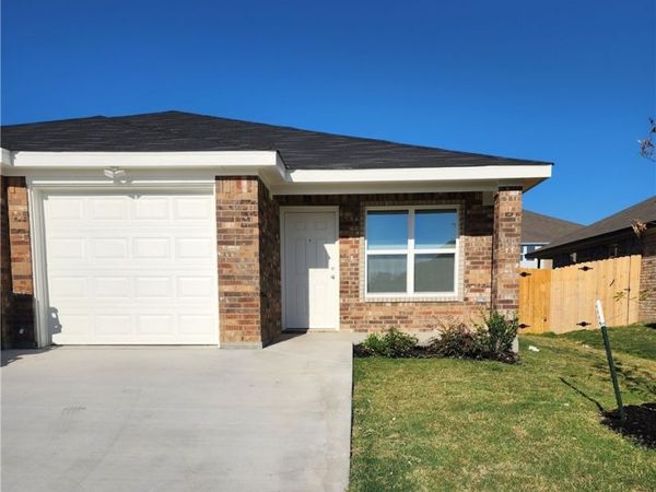 305 Lost Trail, Unit B, Copperas Cove, TX 76522