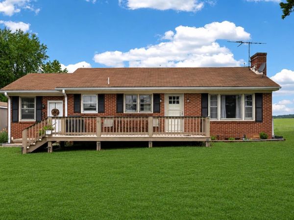 7827 N LEE HWY, RAPHINE, VA 24472