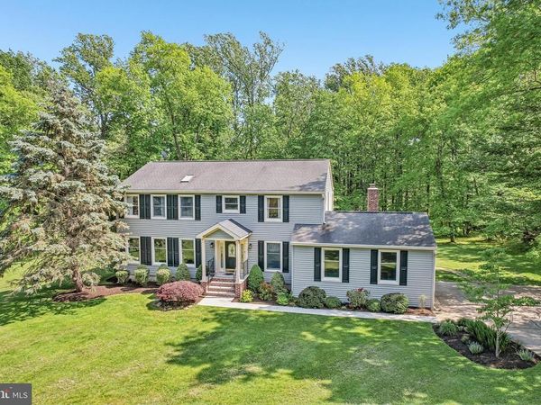 13 COVENTRY LANE, HOPEWELL, NJ 08525