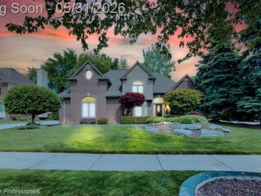 43662 Vintners Place Drive, Sterling Heights, MI 48314