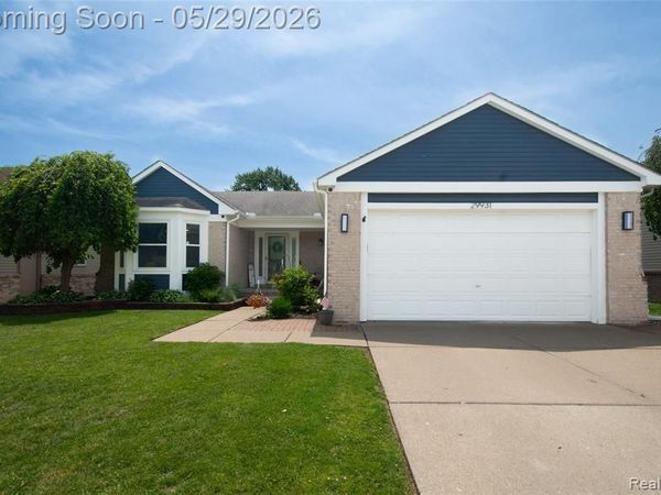 29931 Rosslyn Avenue, Garden City, MI 48135