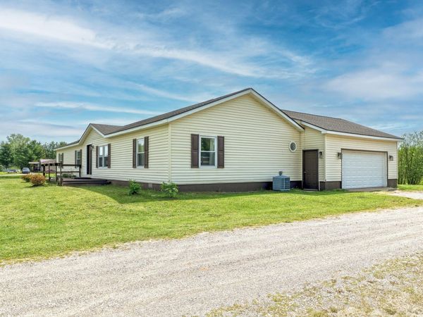 10815 S Hawkins Road, Reed City, MI 49677