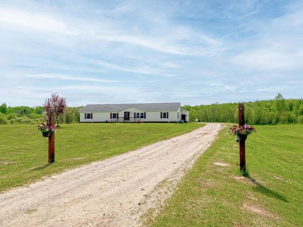 10815 S Hawkins Road, Reed City, MI 49677
