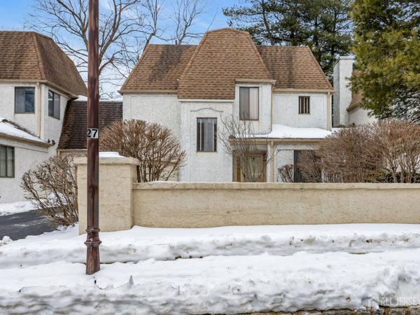 89 Park Gate Drive , Edison, NJ 08820