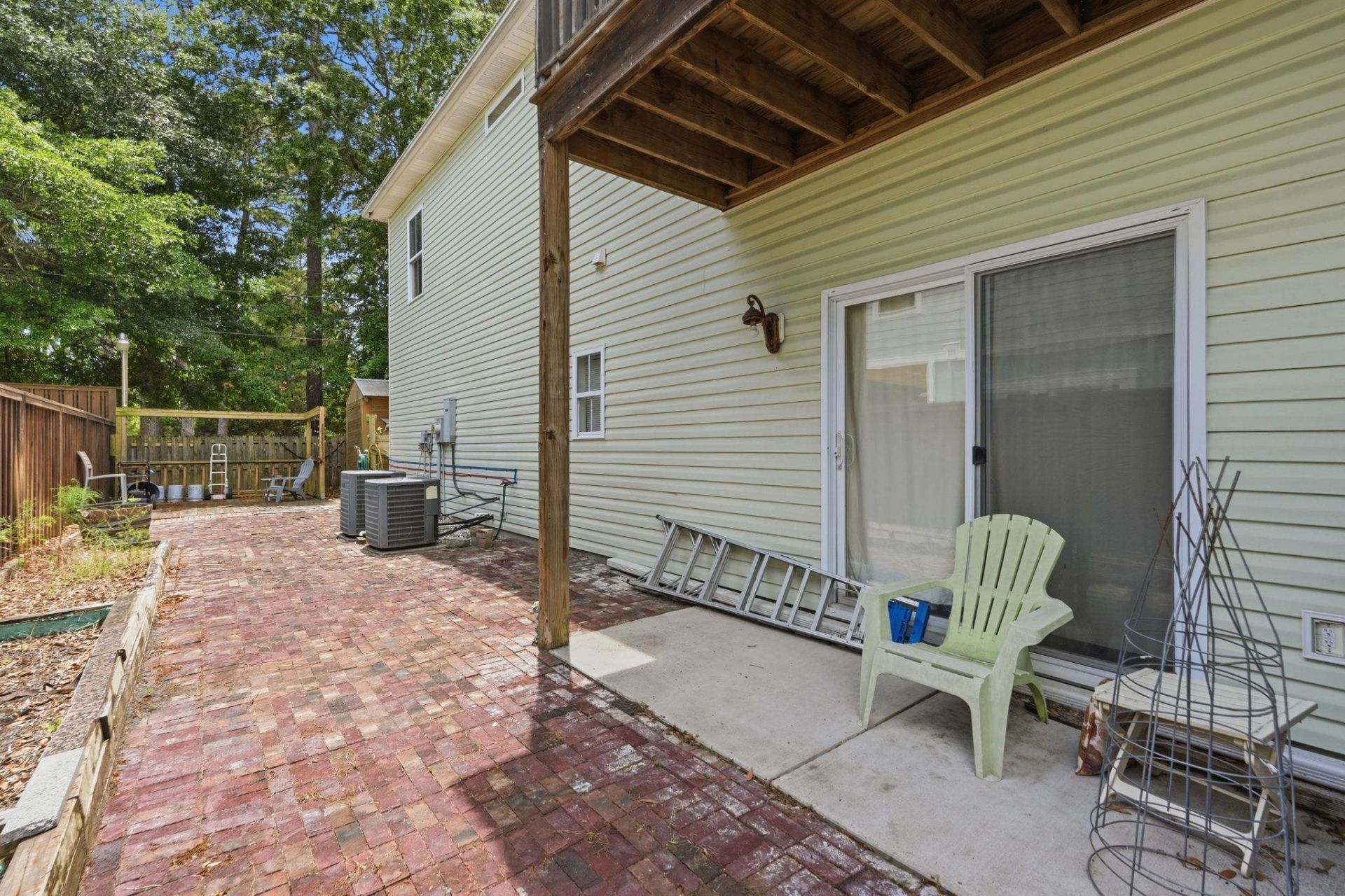577 Sunnyside Ave.  Photo 28