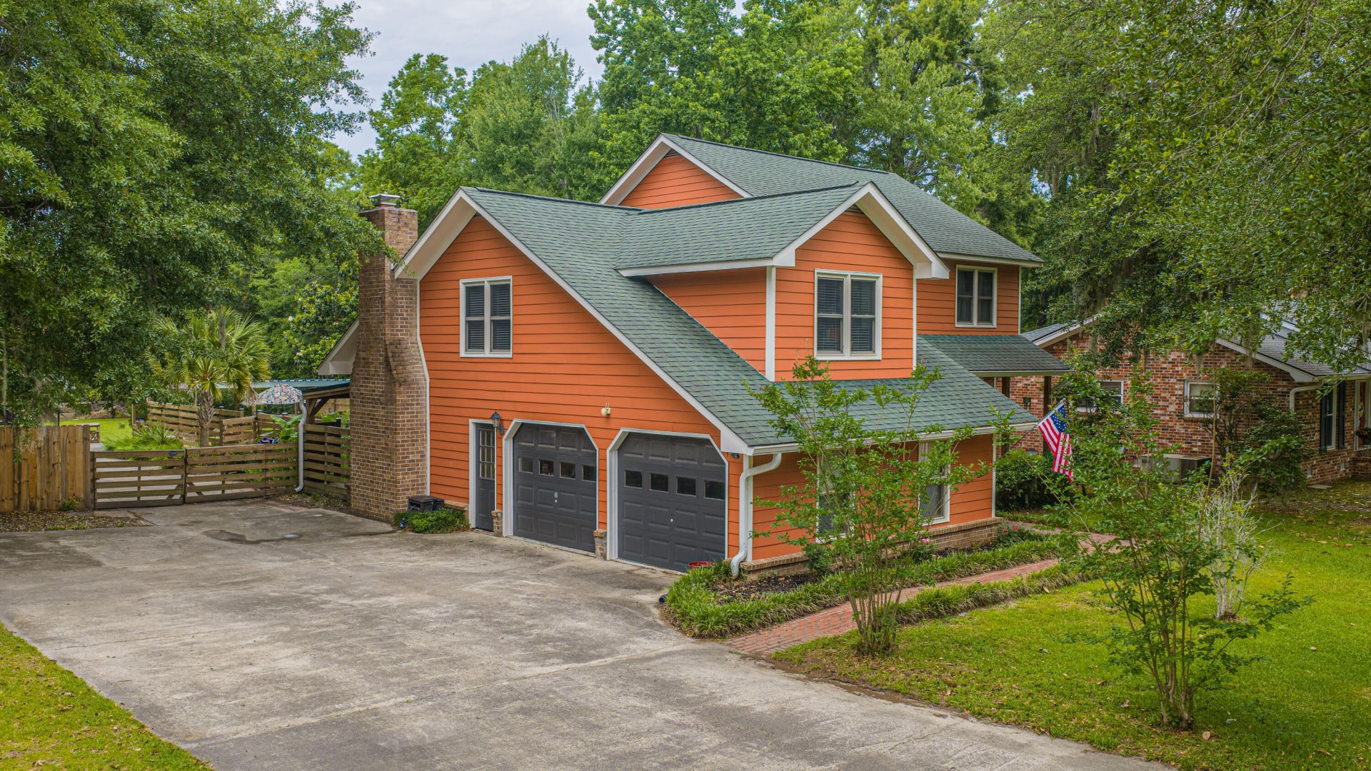1719 Waterside Boulevard Photo 4