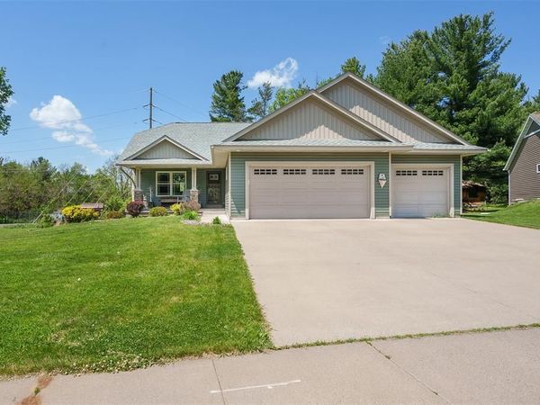 2544 Avery Lane, Altoona, WI 54720