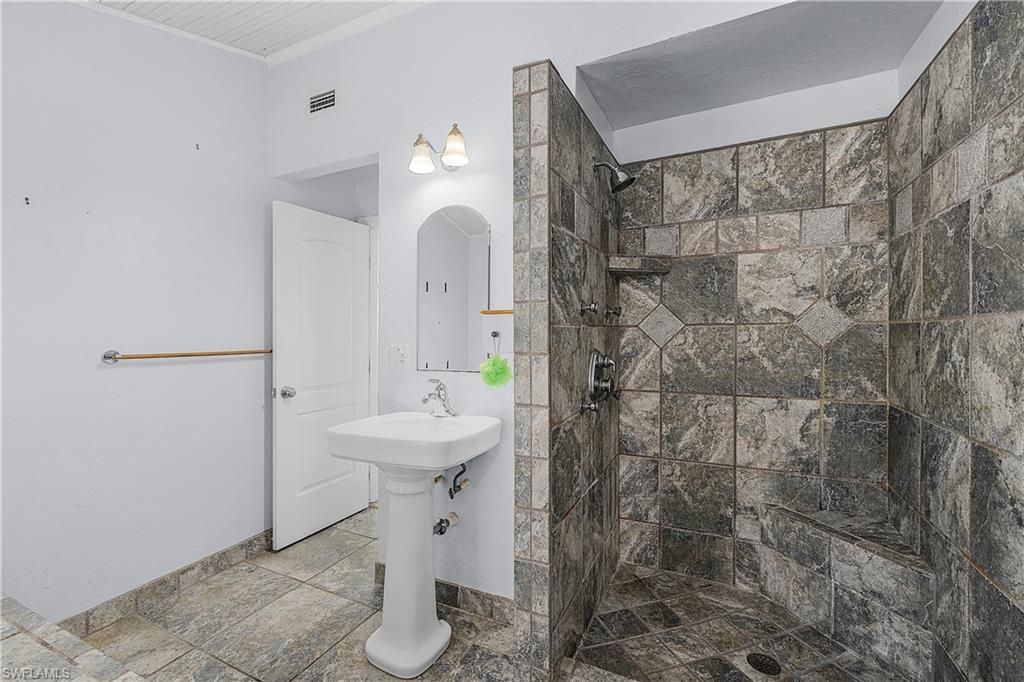 10545 Habitat Trl, Bokeelia, FL 33922 Photo