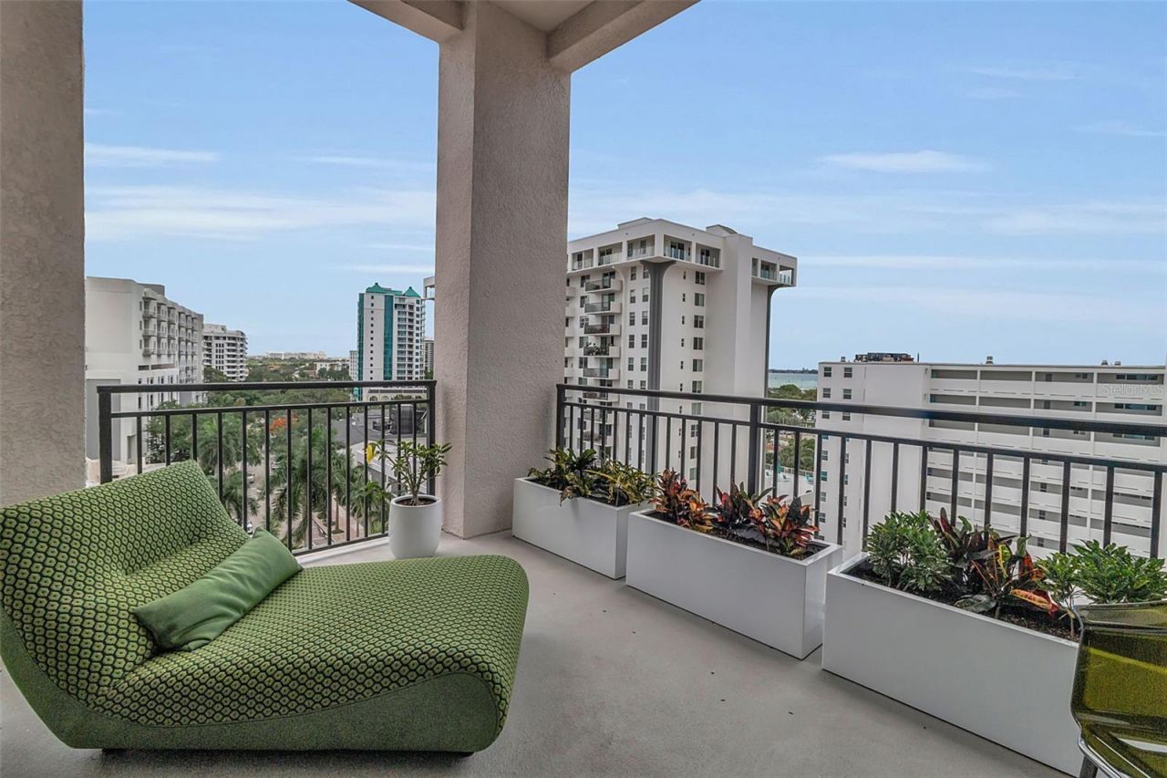 33 S Palm Avenue, Unit 701, Sarasota, FL 34236 Photo