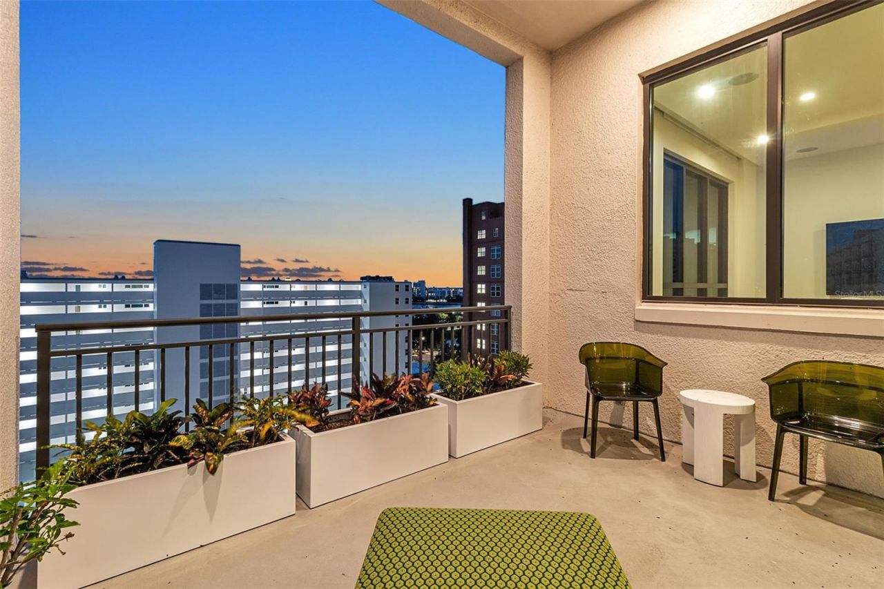 33 S Palm Avenue, Unit 701, Sarasota, FL 34236 Photo