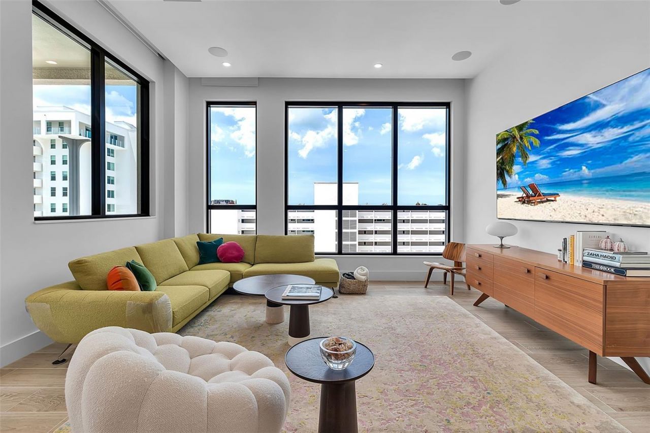33 S Palm Avenue, Unit 701, Sarasota, FL 34236 Photo
