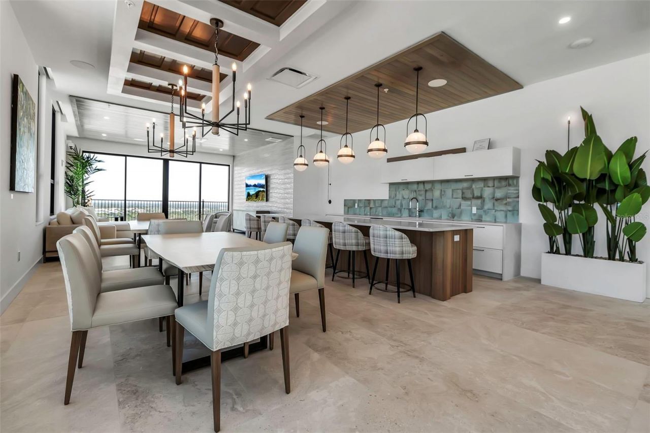 33 S Palm Avenue, Unit 701, Sarasota, FL 34236 Photo