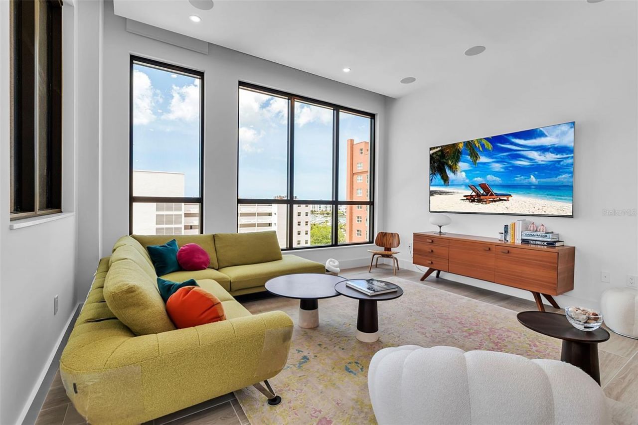 33 S Palm Avenue, Unit 701, Sarasota, FL 34236 Photo