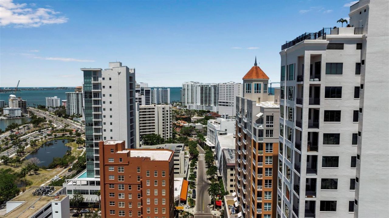 33 S Palm Avenue, Unit 701, Sarasota, FL 34236 Photo