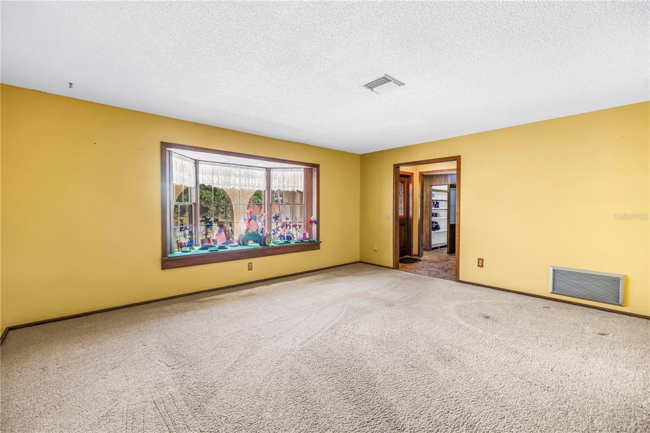 10657 Del Prado Drive E, Largo, FL 33774 Photo