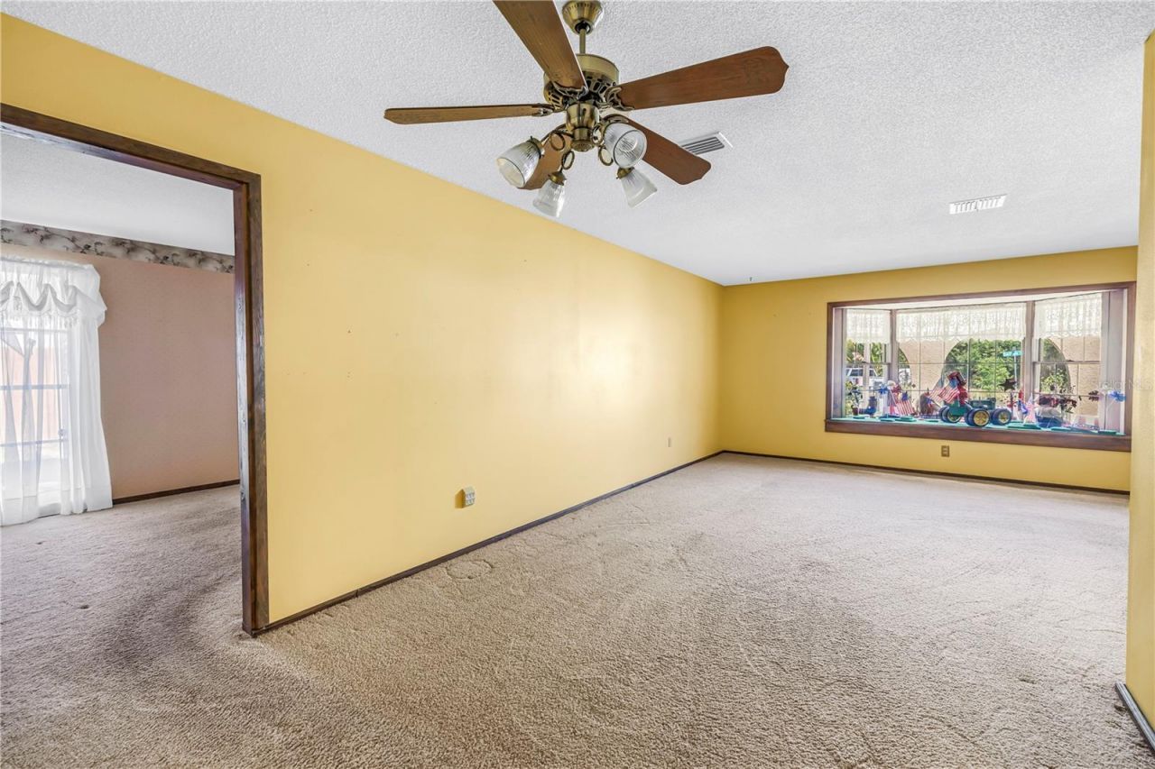 10657 Del Prado Drive E, Largo, FL 33774 Photo