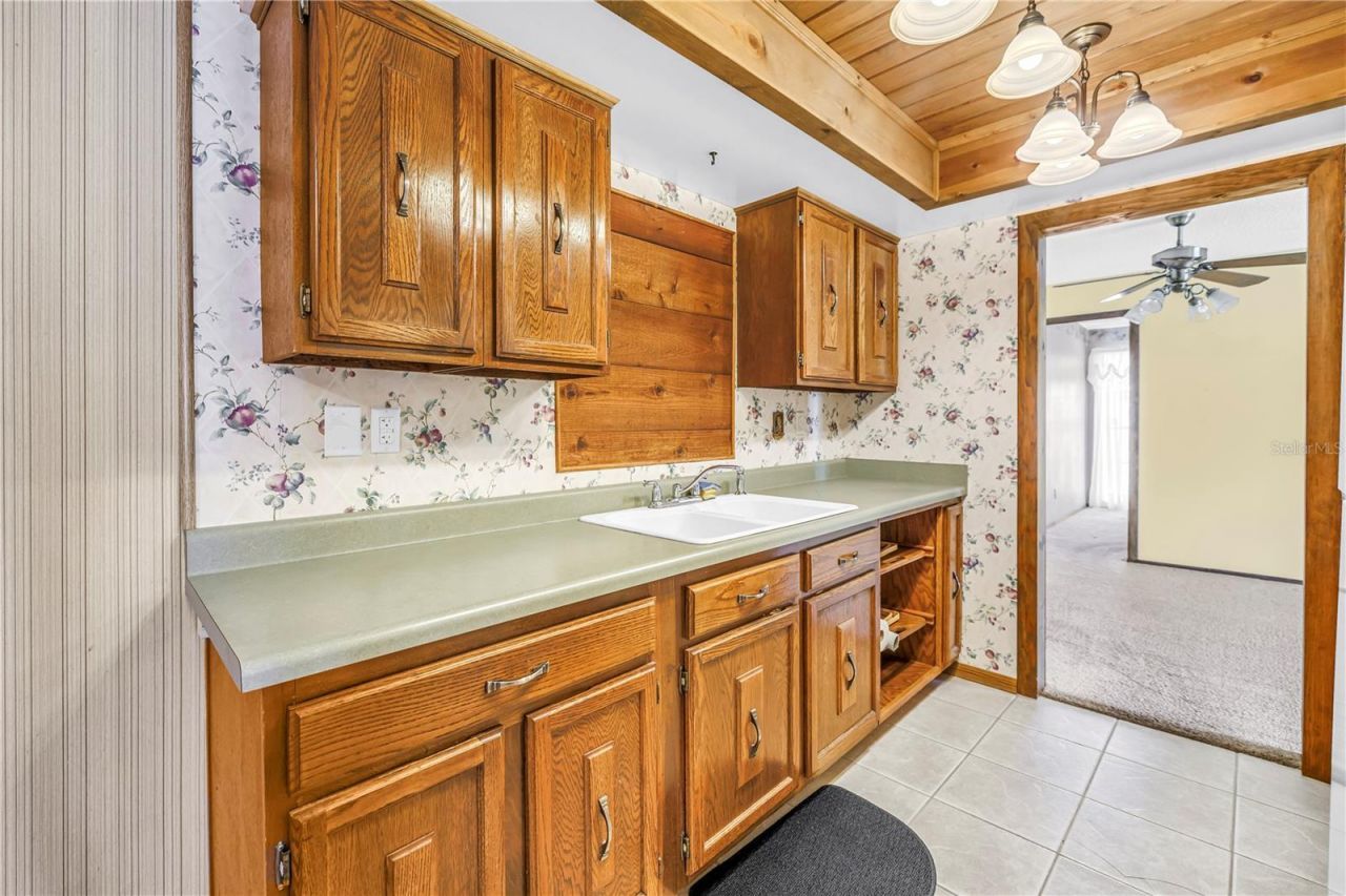 10657 Del Prado Drive E, Largo, FL 33774 Photo