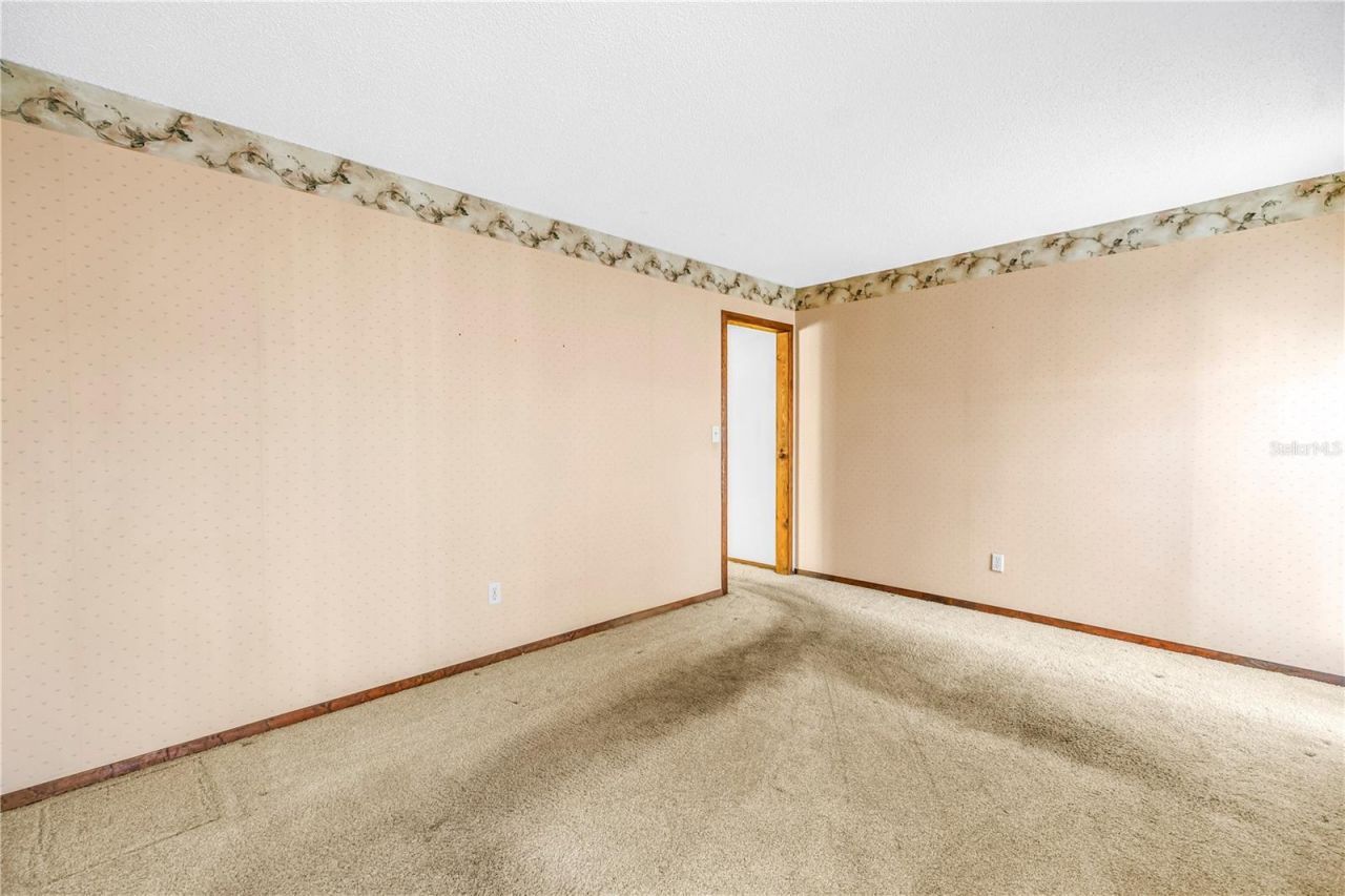 10657 Del Prado Drive E, Largo, FL 33774 Photo