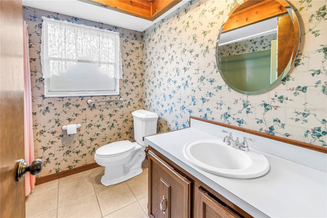 10657 Del Prado Drive E, Largo, FL 33774 Photo