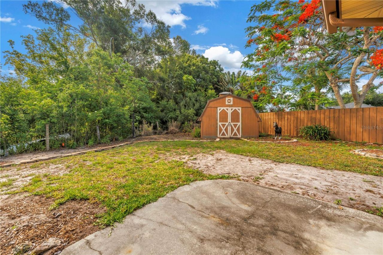 10657 Del Prado Drive E, Largo, FL 33774 Photo
