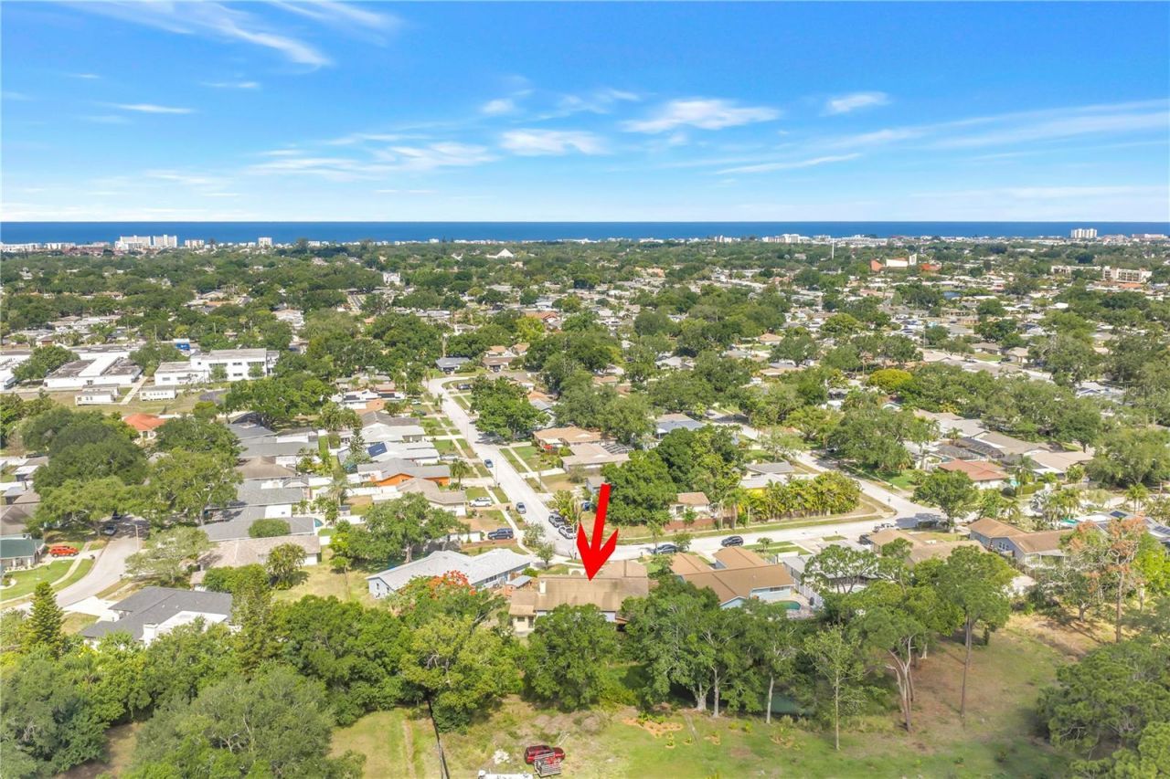 10657 Del Prado Drive E, Largo, FL 33774 Photo
