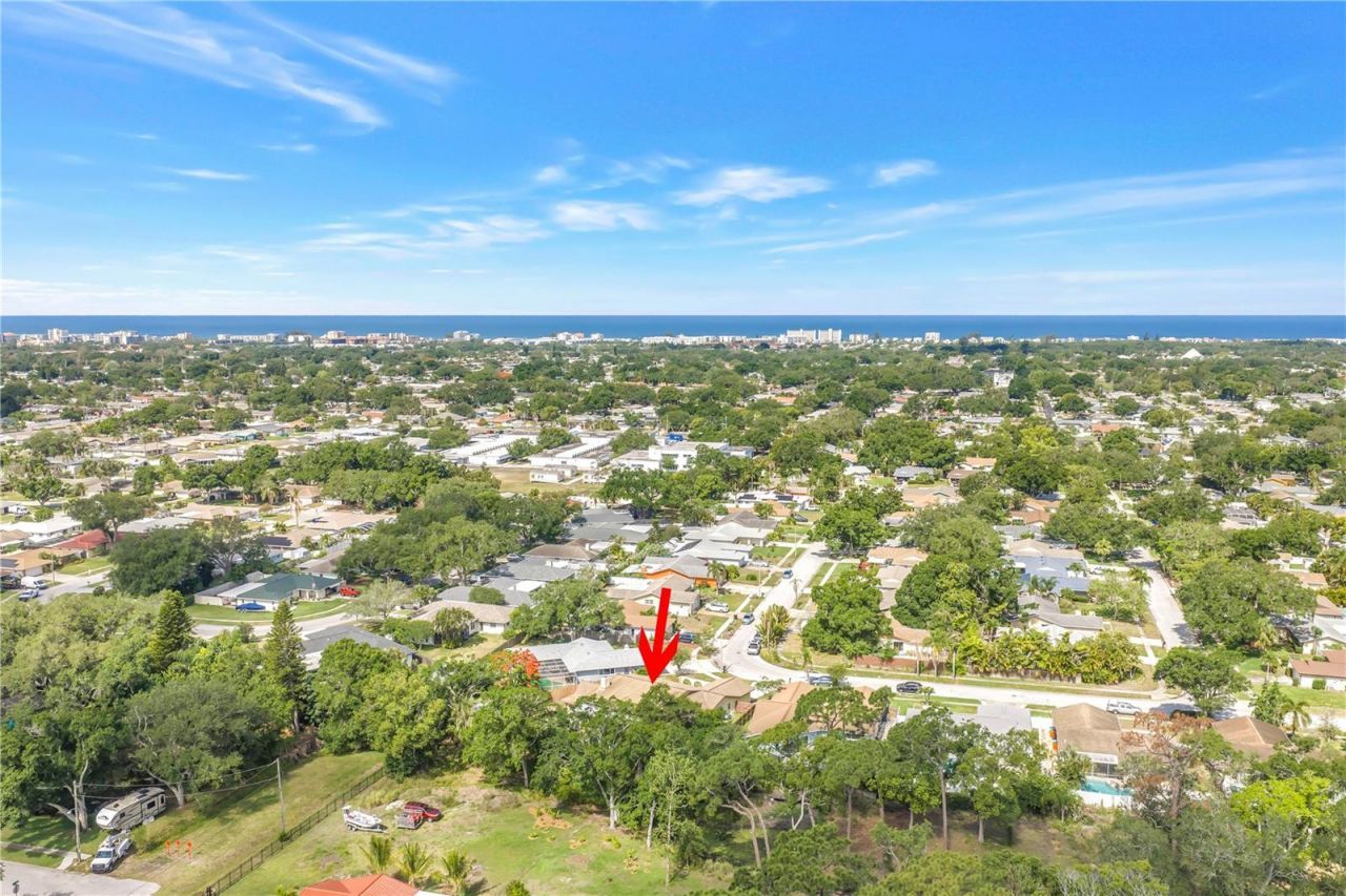 10657 Del Prado Drive E, Largo, FL 33774 Photo