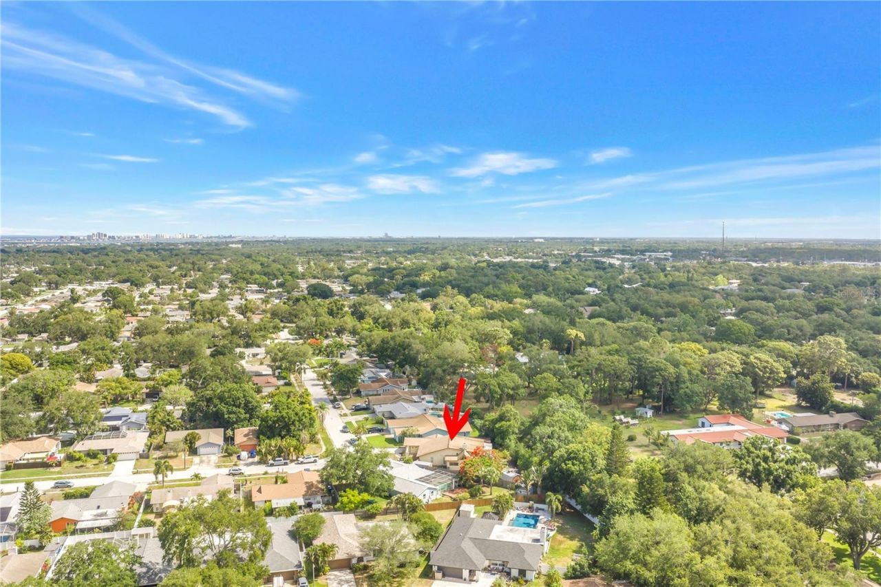 10657 Del Prado Drive E, Largo, FL 33774 Photo