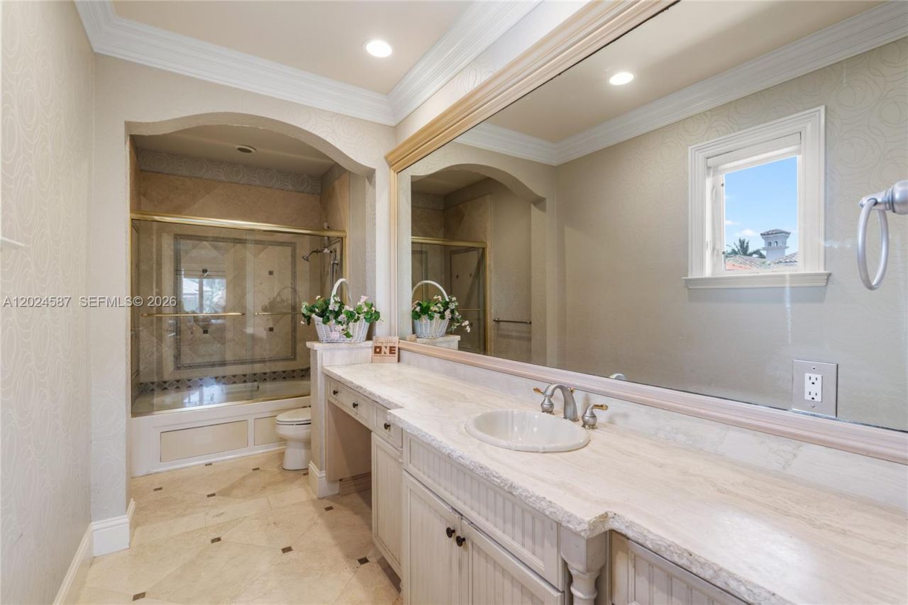 832 Harbour Isle Place , North Palm Beach, FL 33410 Photo
