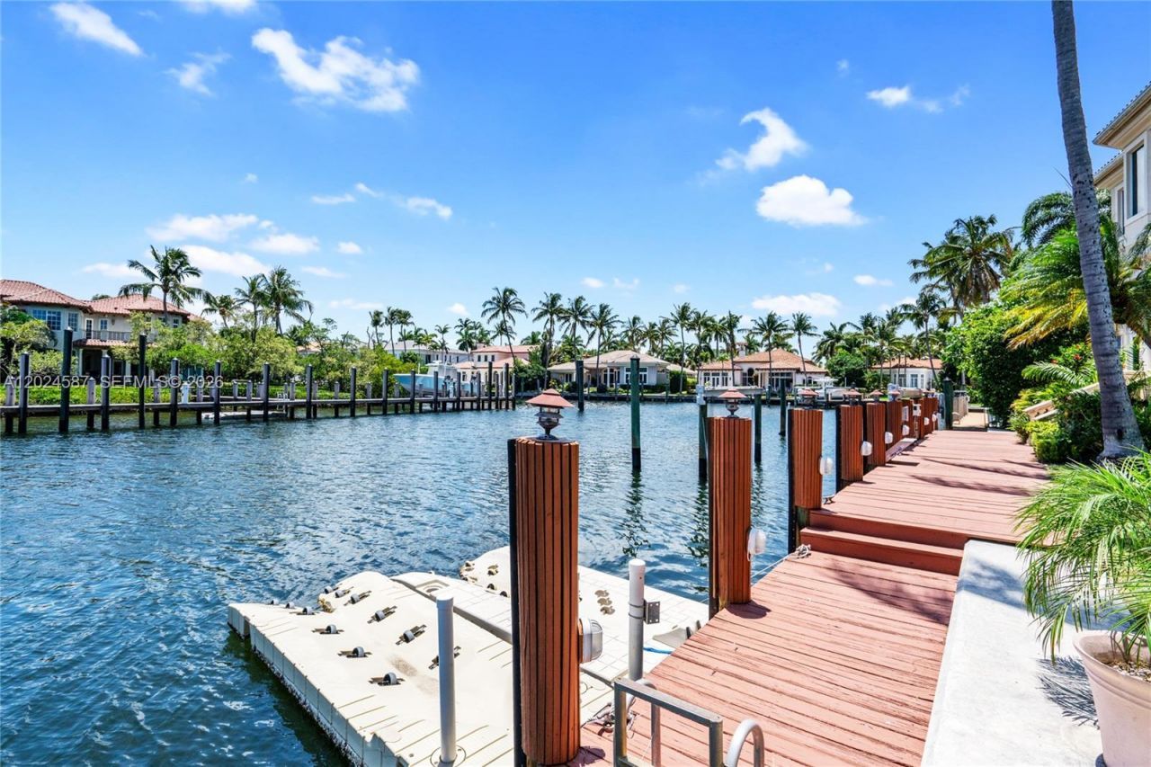 832 Harbour Isle Place , North Palm Beach, FL 33410 Photo