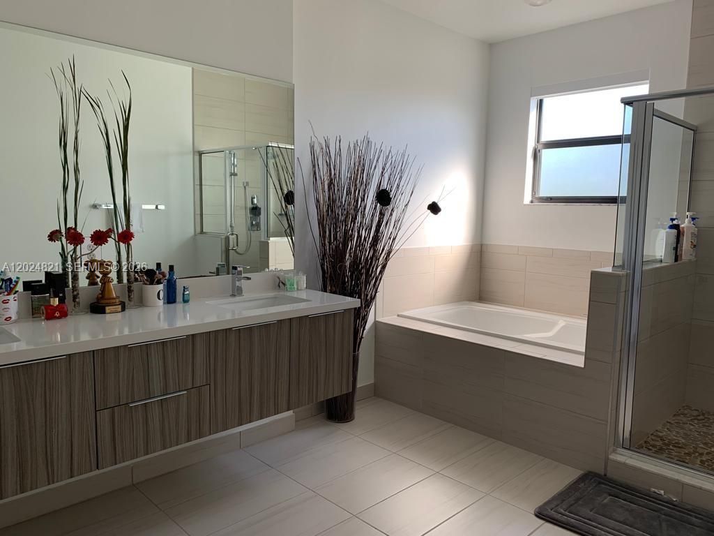 10510 NW 78th Ter, Unit 10510, Doral, FL 33178 Photo