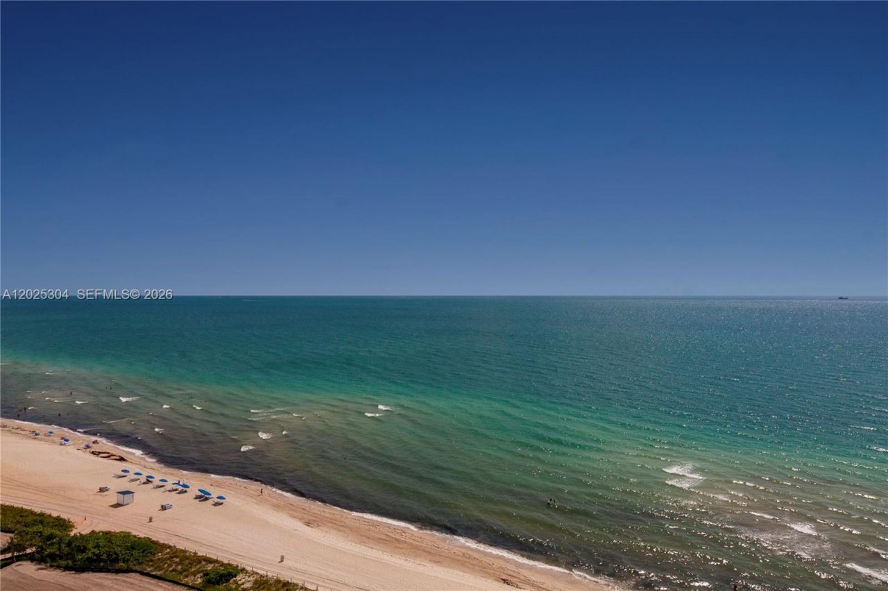 5445 Collins Ave, Unit 1730, Miami Beach, FL 33140 Photo