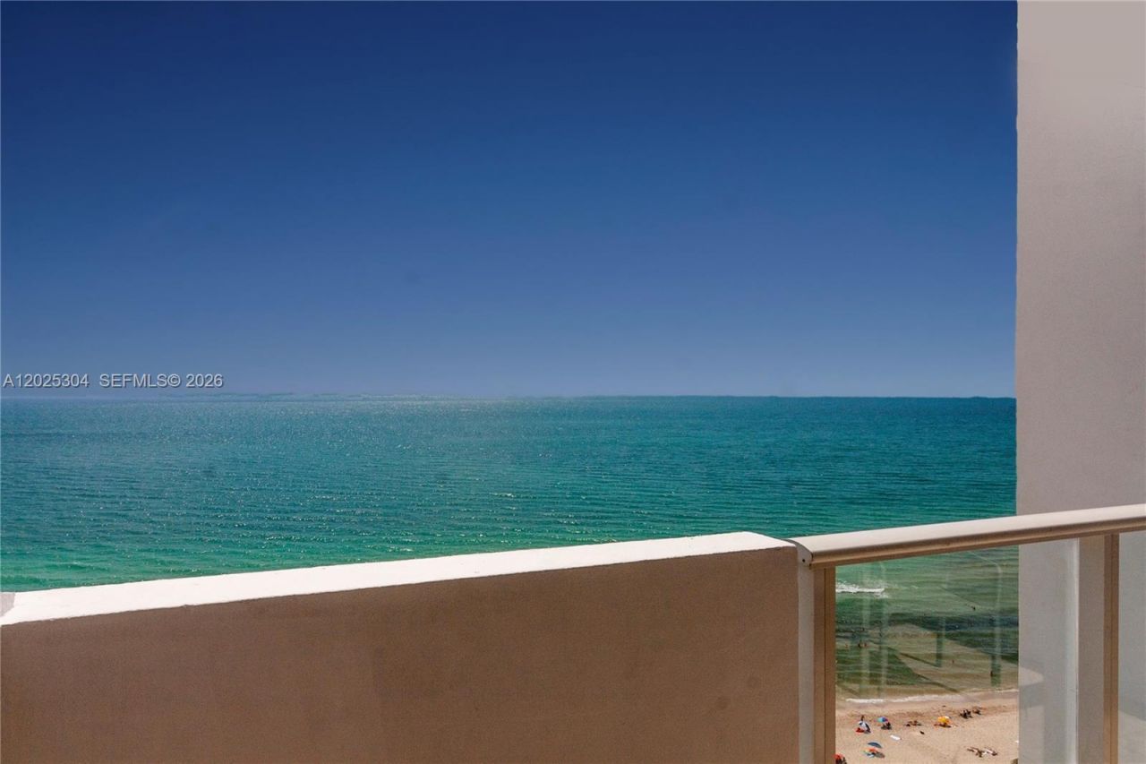 5445 Collins Ave, Unit 1730, Miami Beach, FL 33140 Photo