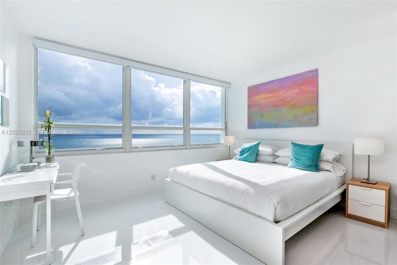 5445 Collins Ave, Unit 1232, Miami Beach, FL 33140 Photo