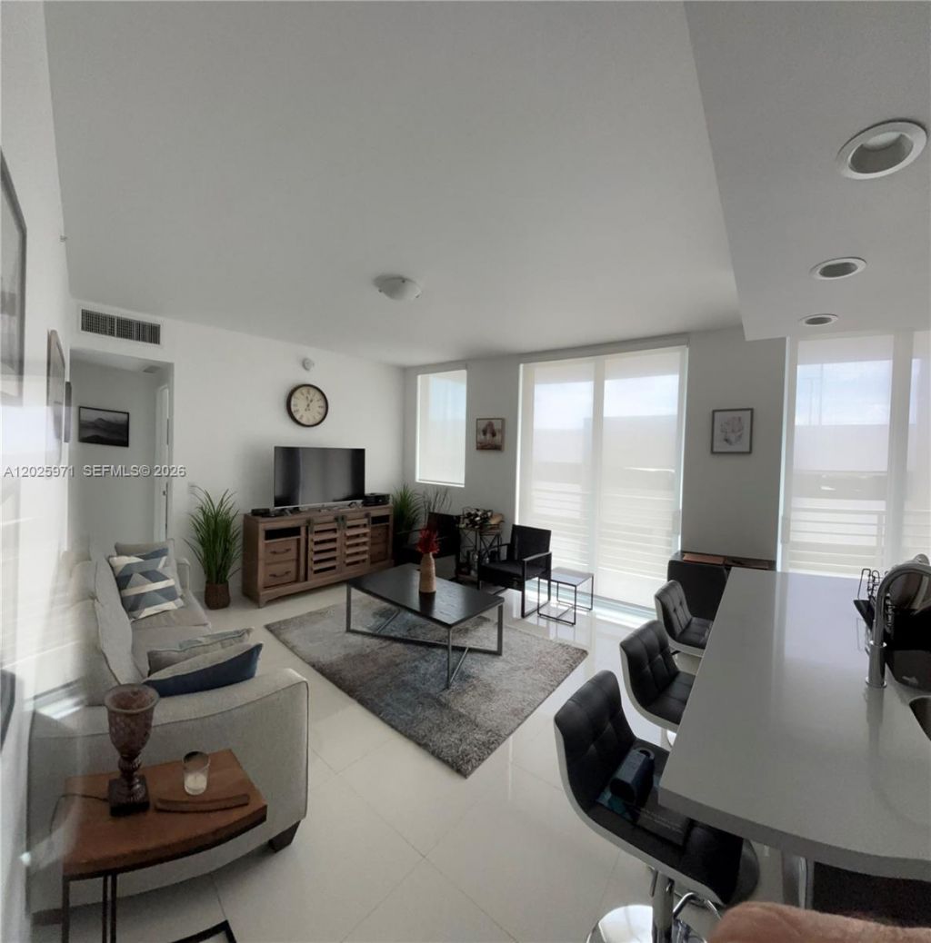 7875 NW 107th Ave , Unit 504, Doral, FL 33178 Photo