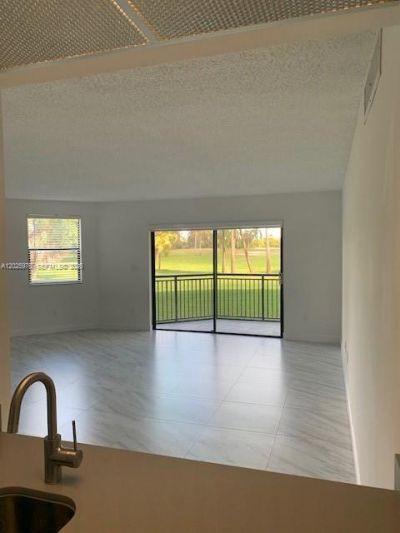 16171 Blatt Blvd, Unit 101, Weston, FL 33326 Photo