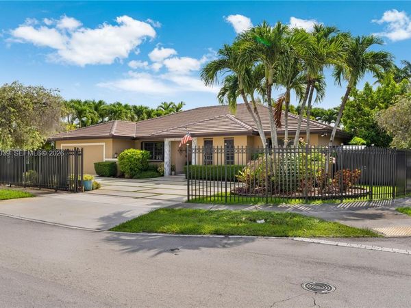 3591 SW 142nd Ave, Miami, FL 33175