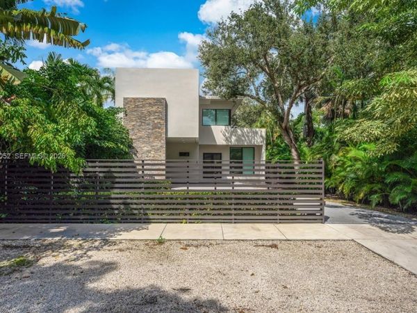 3741 Kumquat Ave , Miami, FL 33133