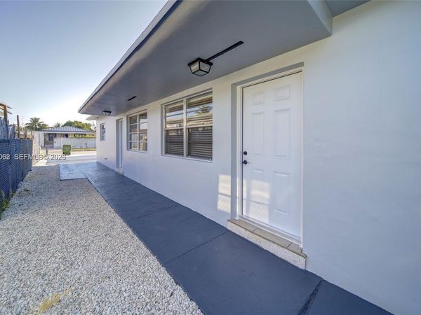 896 E 22nd St , Unit 898, Hialeah, FL 33013