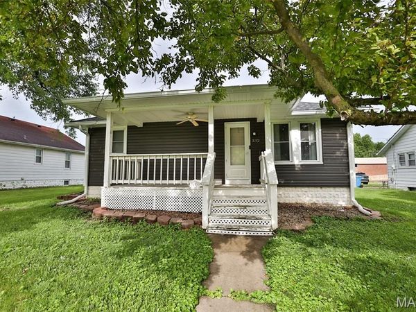 332 Park Drive , Bethalto, IL 62010