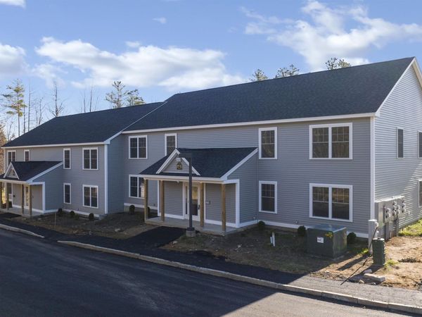 10 Cape Coral Way, Unit B, Rochester, NH 03867