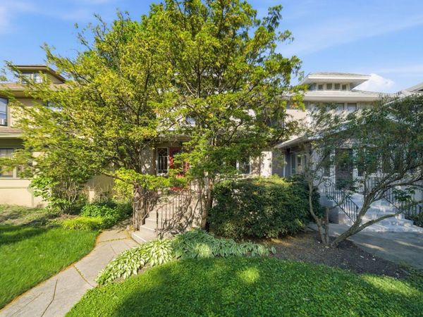 704 Clarence Avenue, Oak Park, IL 60304
