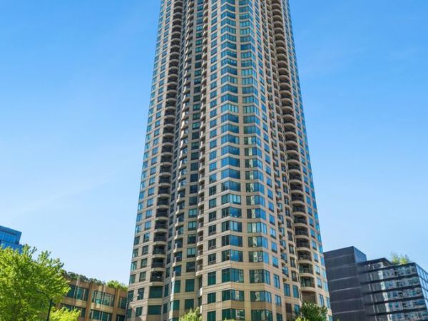 400 N LaSalle Street , Unit 3011, Chicago, IL 60654