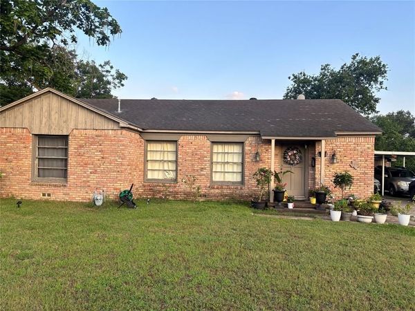 1508 E Texas Avenue, Mart, TX 76664