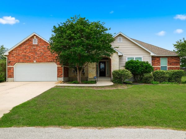 232 EDGEWOOD CIR, Bandera, TX 78003