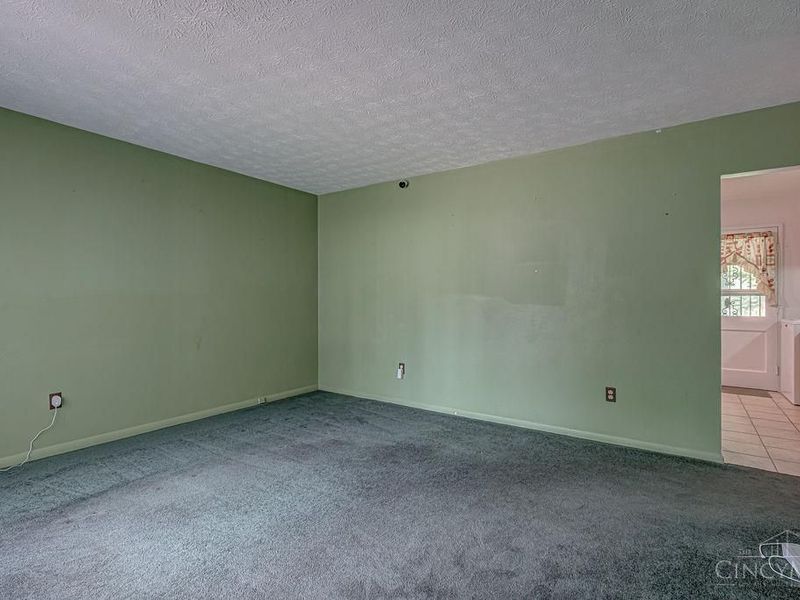 9814 Loralinda Drive, Colerain Township, OH 45251 Photo 11