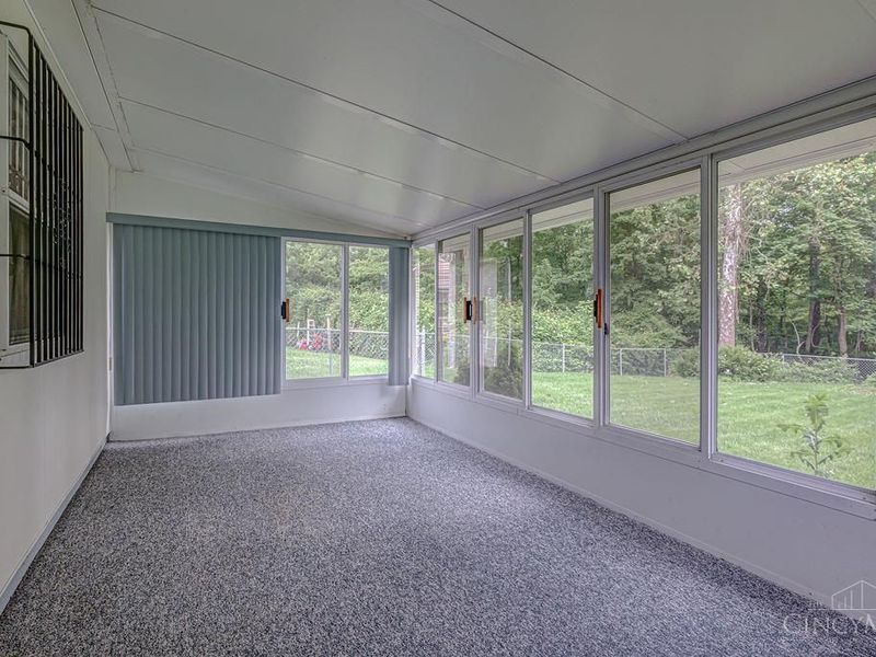 9814 Loralinda Drive, Colerain Township, OH 45251 Photo 16