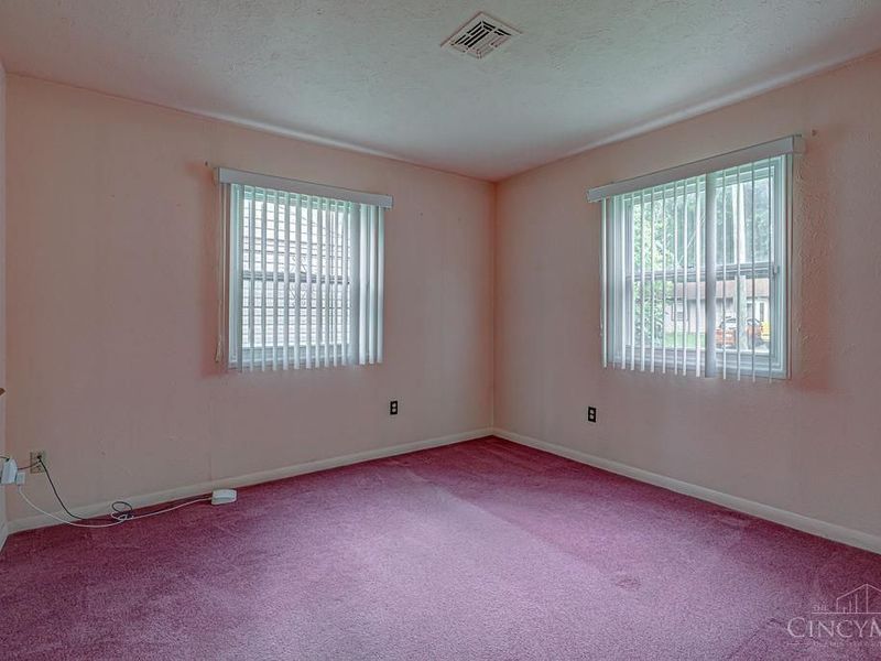 9814 Loralinda Drive, Colerain Township, OH 45251 Photo 21