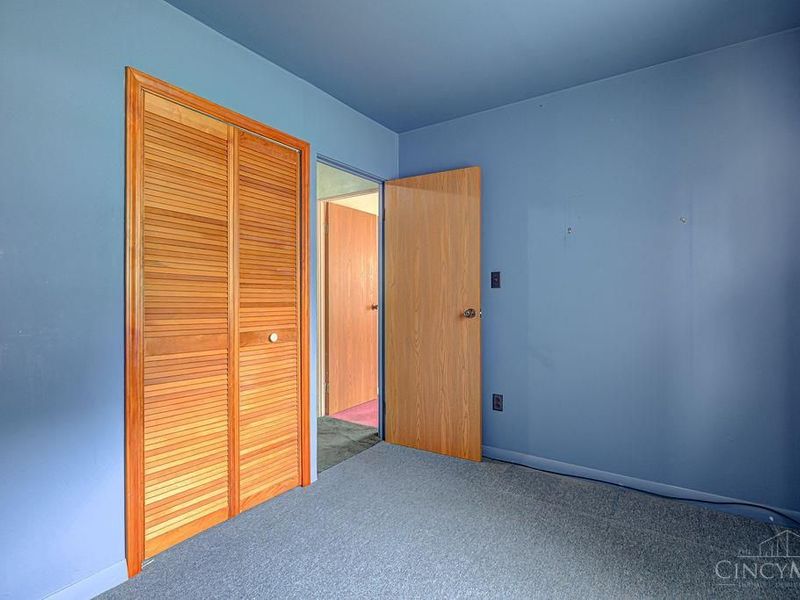 9814 Loralinda Drive, Colerain Township, OH 45251 Photo 24